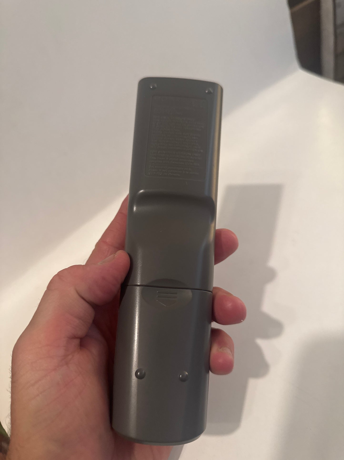 Sony RM-V202 Universal Remote – 4-Device Setup & Control