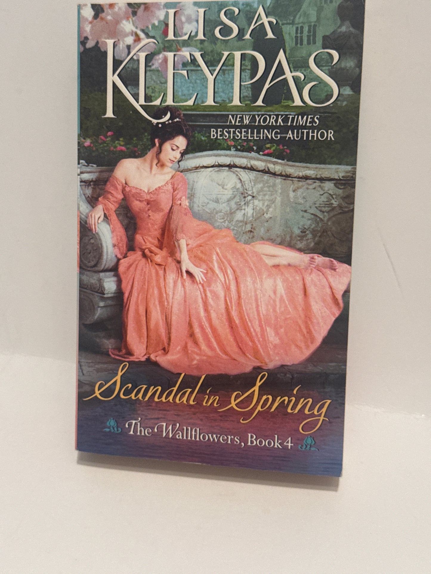 Scandal in Spring - Historical Romance by Lisa Kleypas