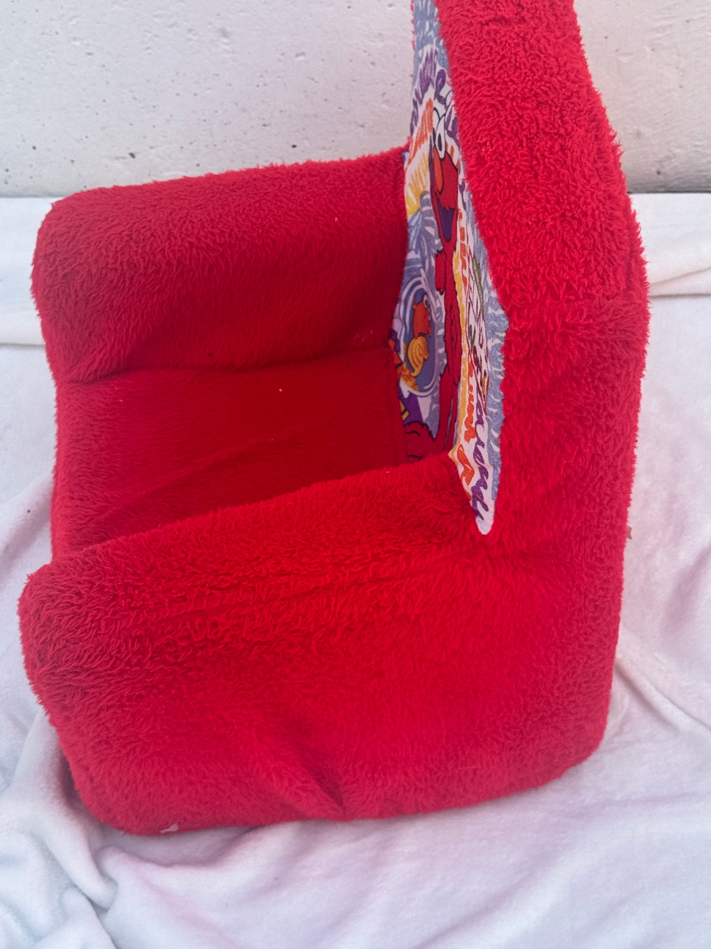 Sesame Street Elmo Plush Kids Chair - Cozy and Fun Toddler Seating