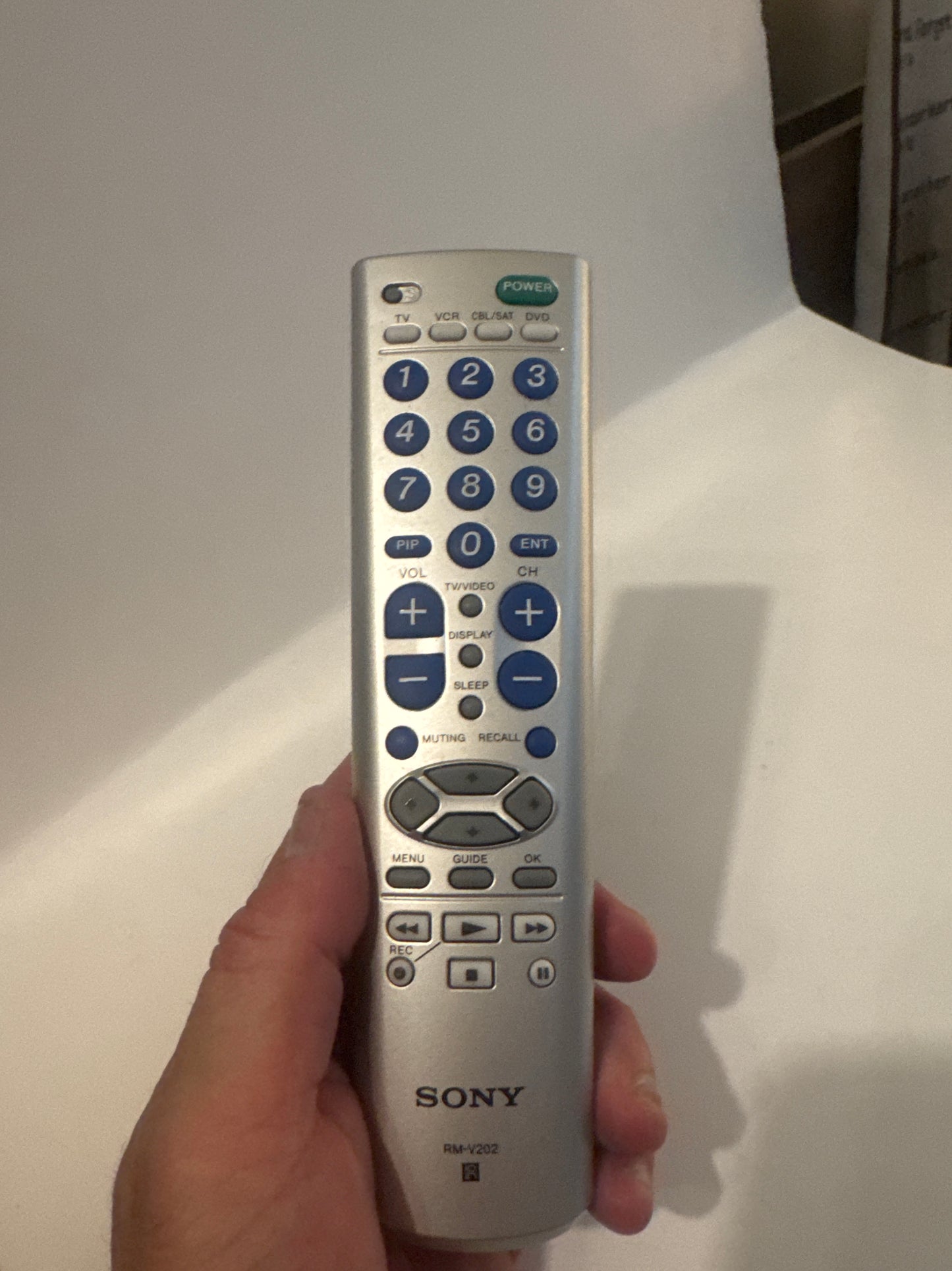 Sony RM-V202 Universal Remote – 4-Device Setup & Control