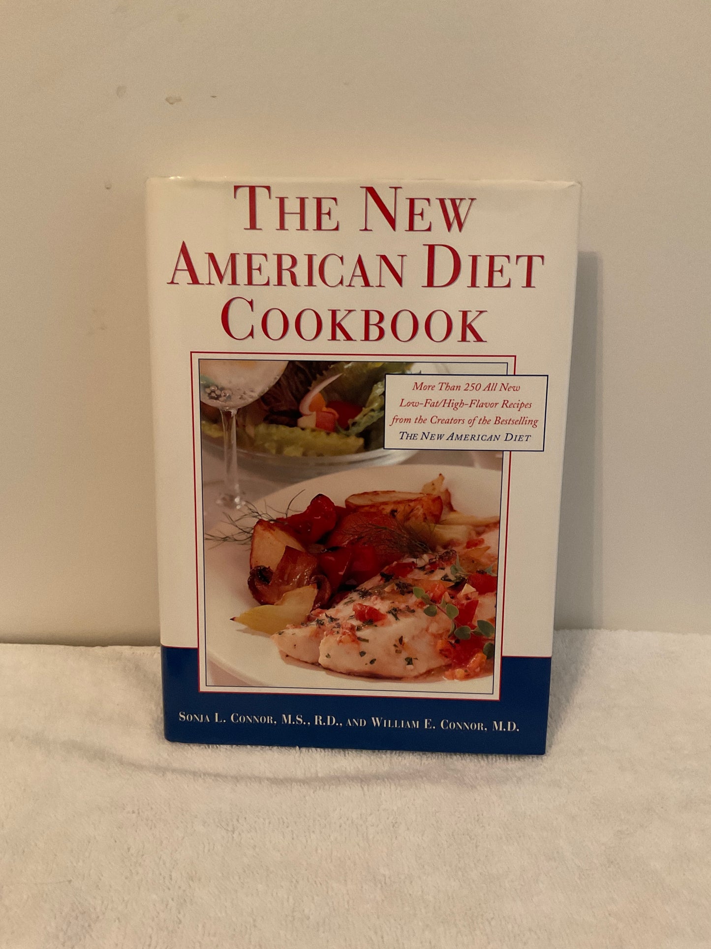 New American Diet Cookbook: 250+ Low-Fat, High-Flavor Recipes