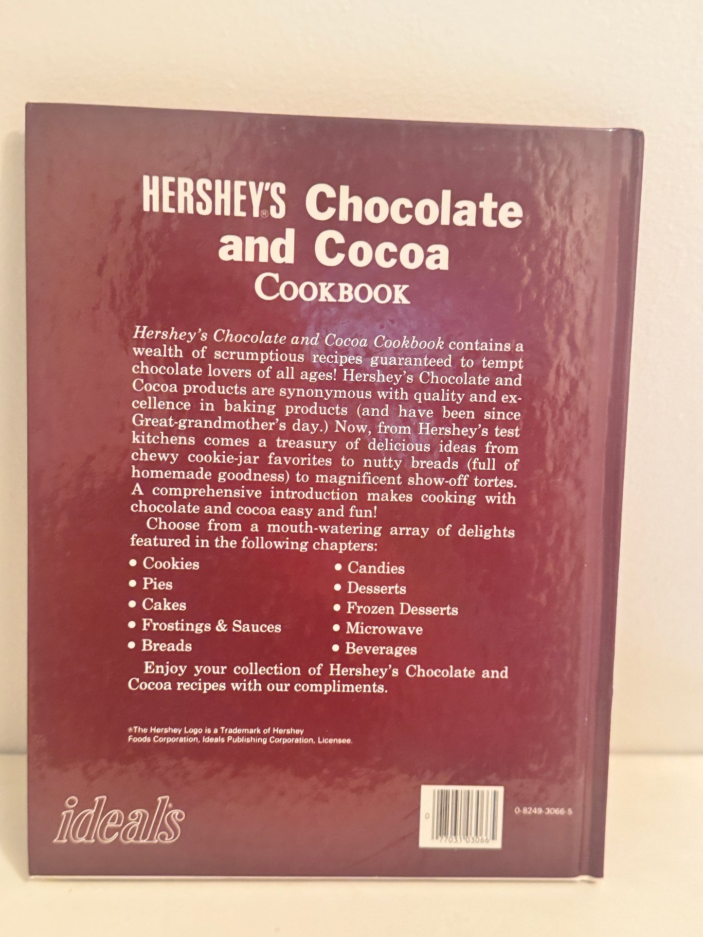 Hershey’s chocolate and cocoa cookbook
