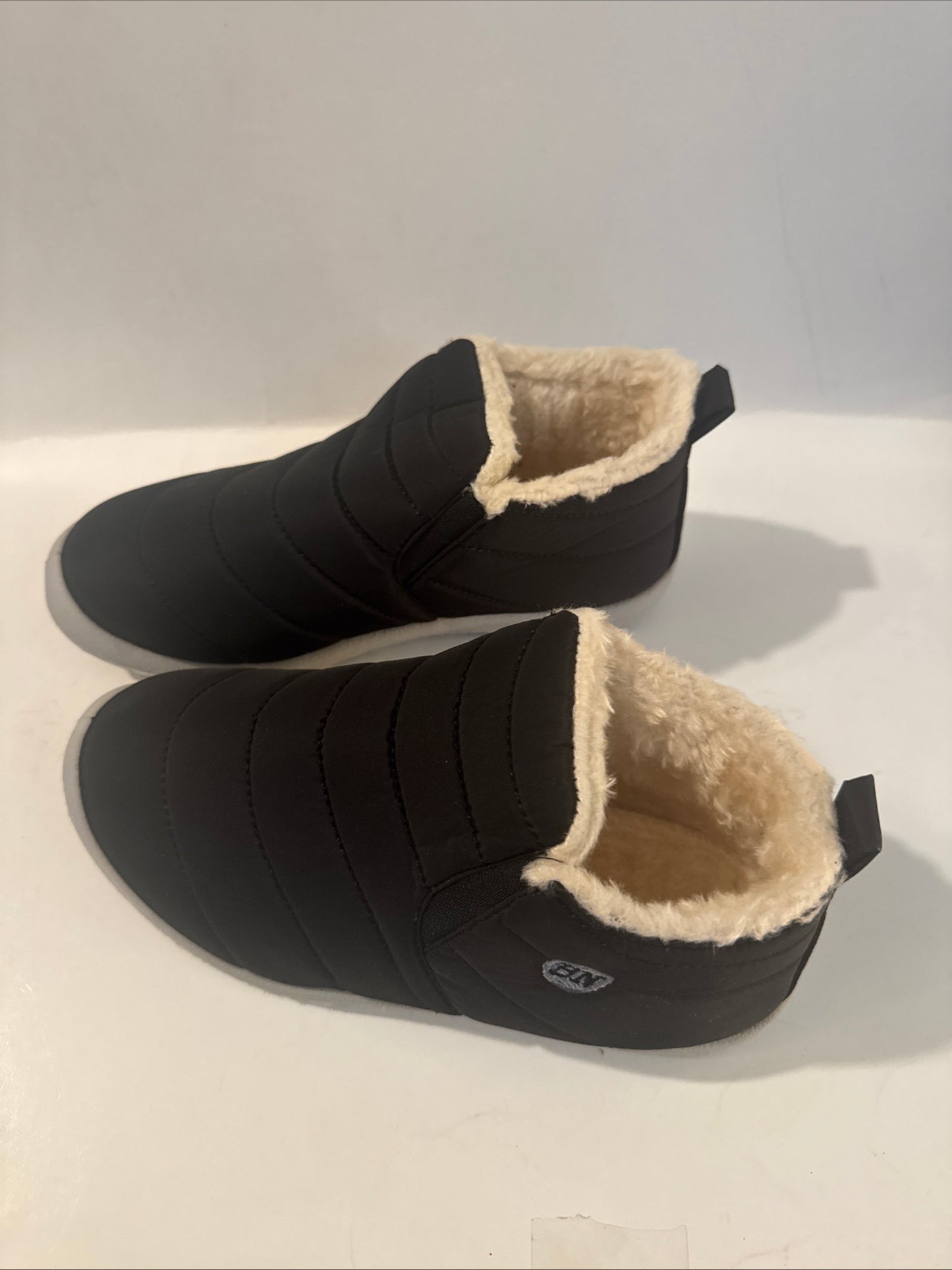 Quilted Winter Slippers – Faux Fur Lined, Slip-On Comfort