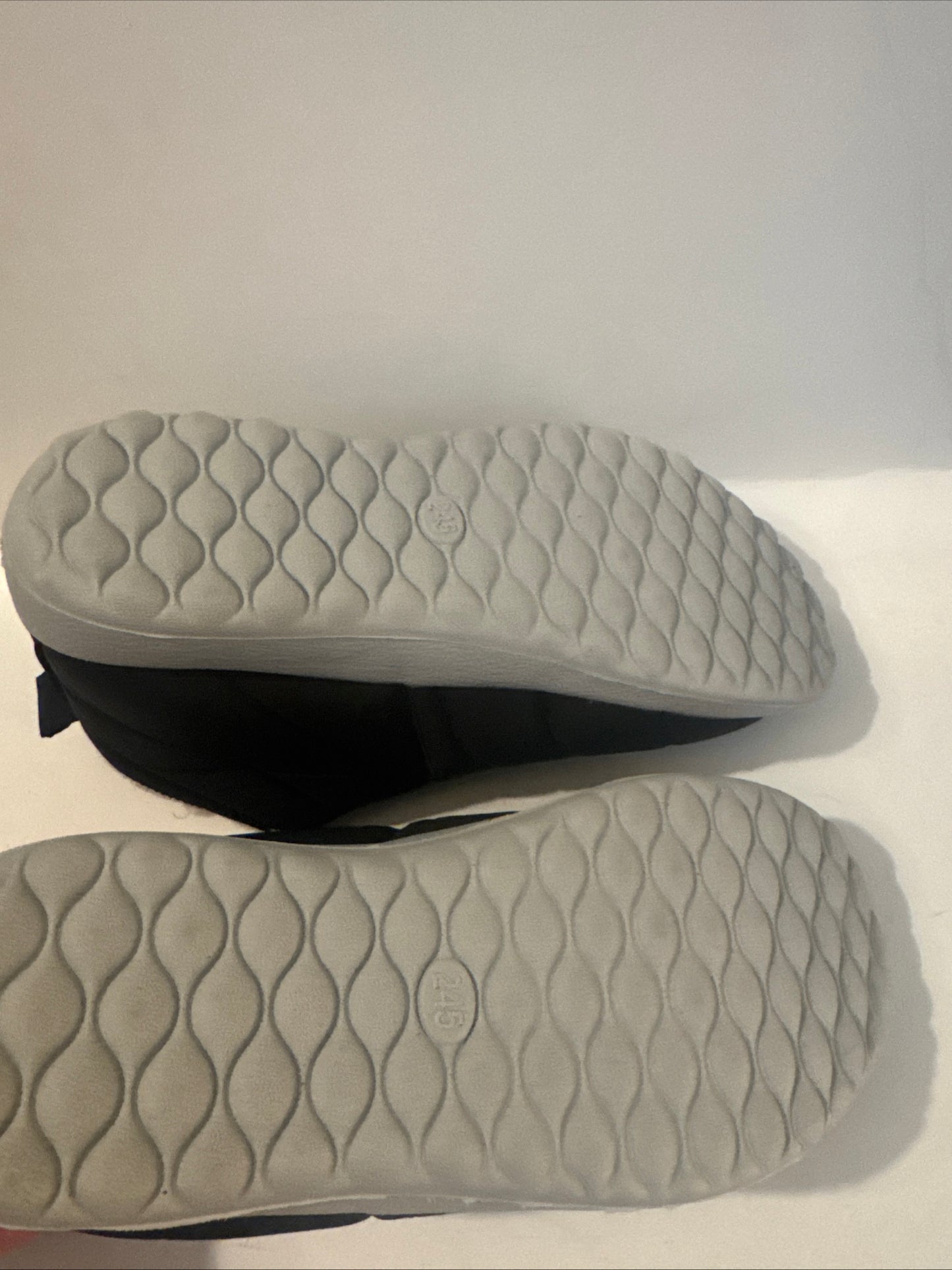 Quilted Winter Slippers – Faux Fur Lined, Slip-On Comfort