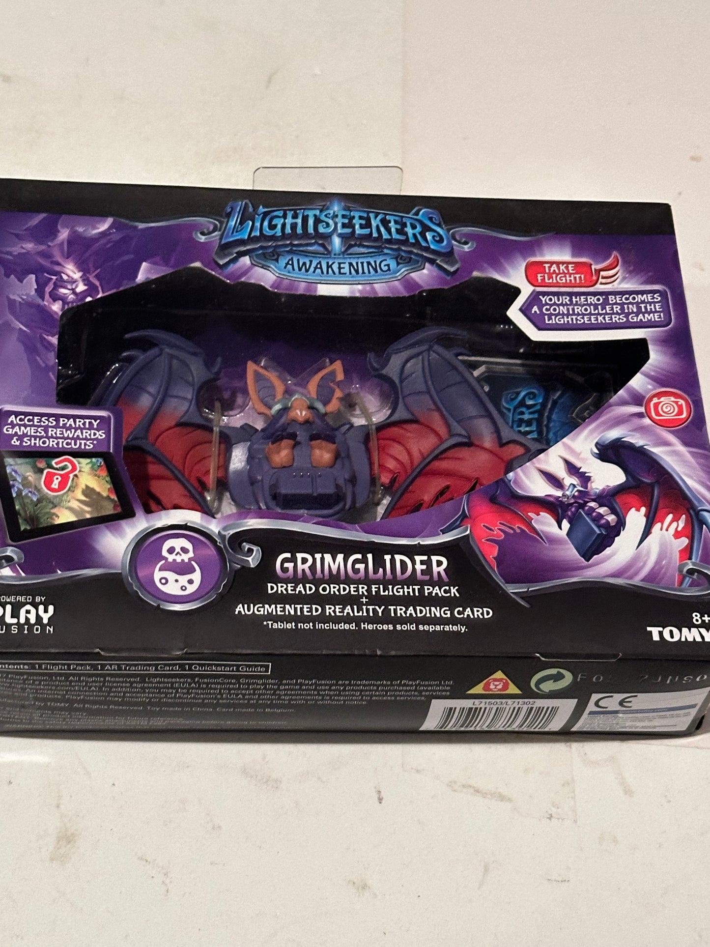 Light seekers awakening grim glider