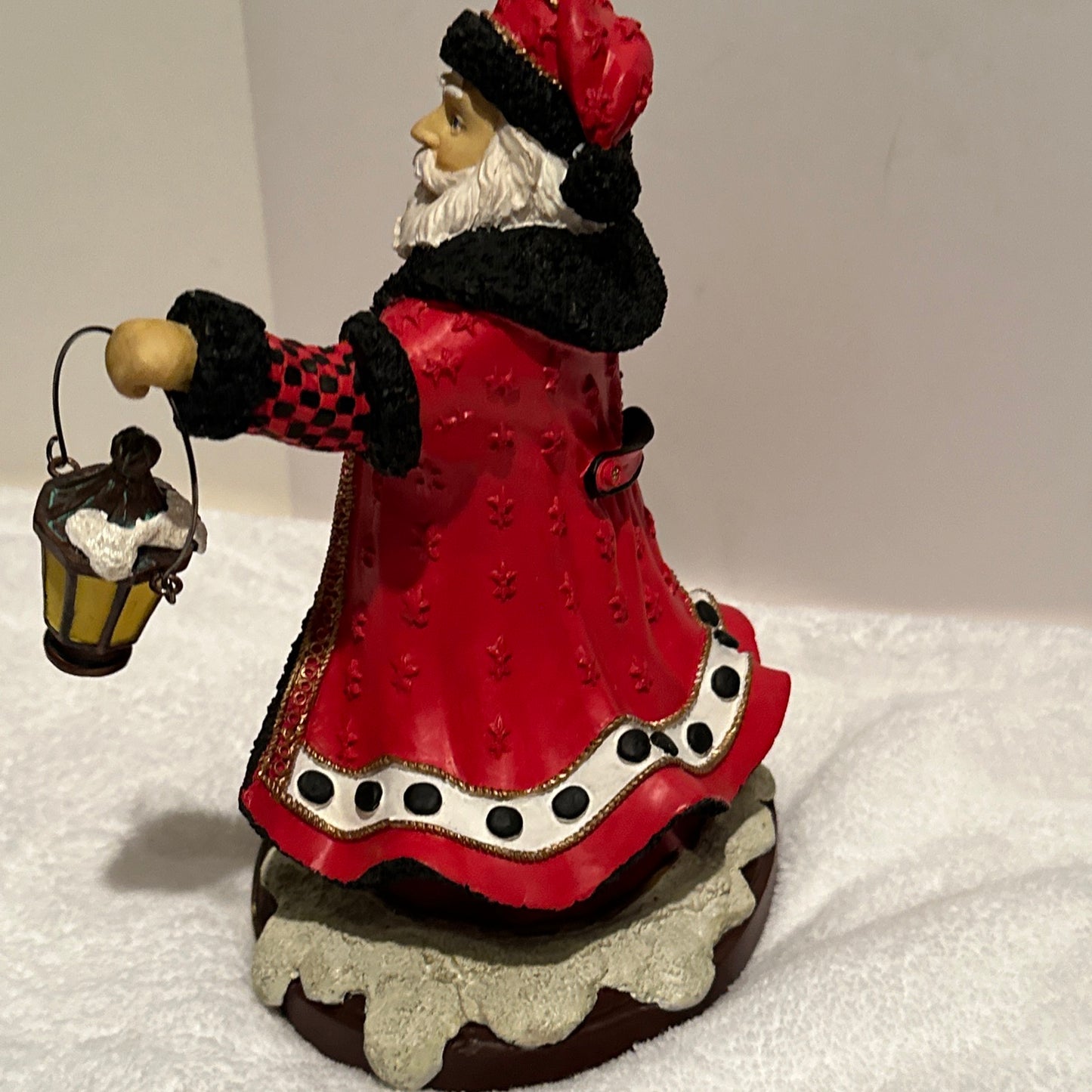 NJ Devils 4th Limited Series Memory Co. Figurine Old World Santa