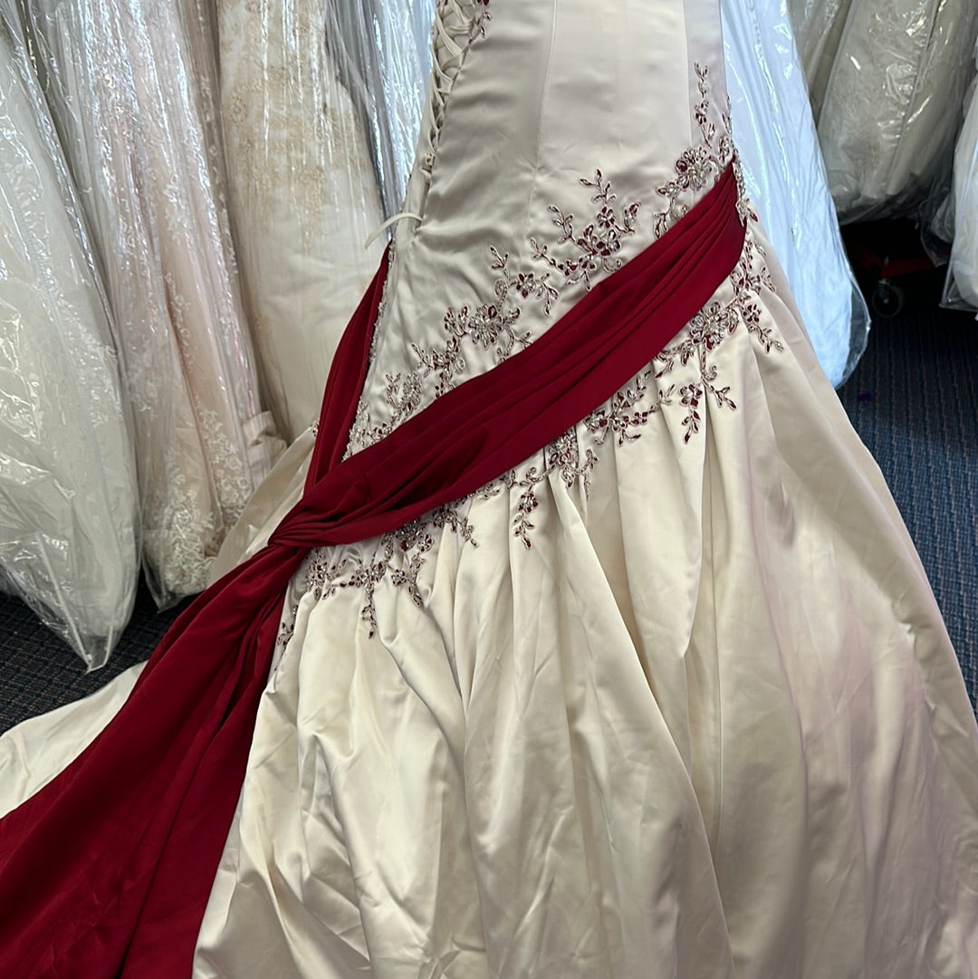 Sophia tolli