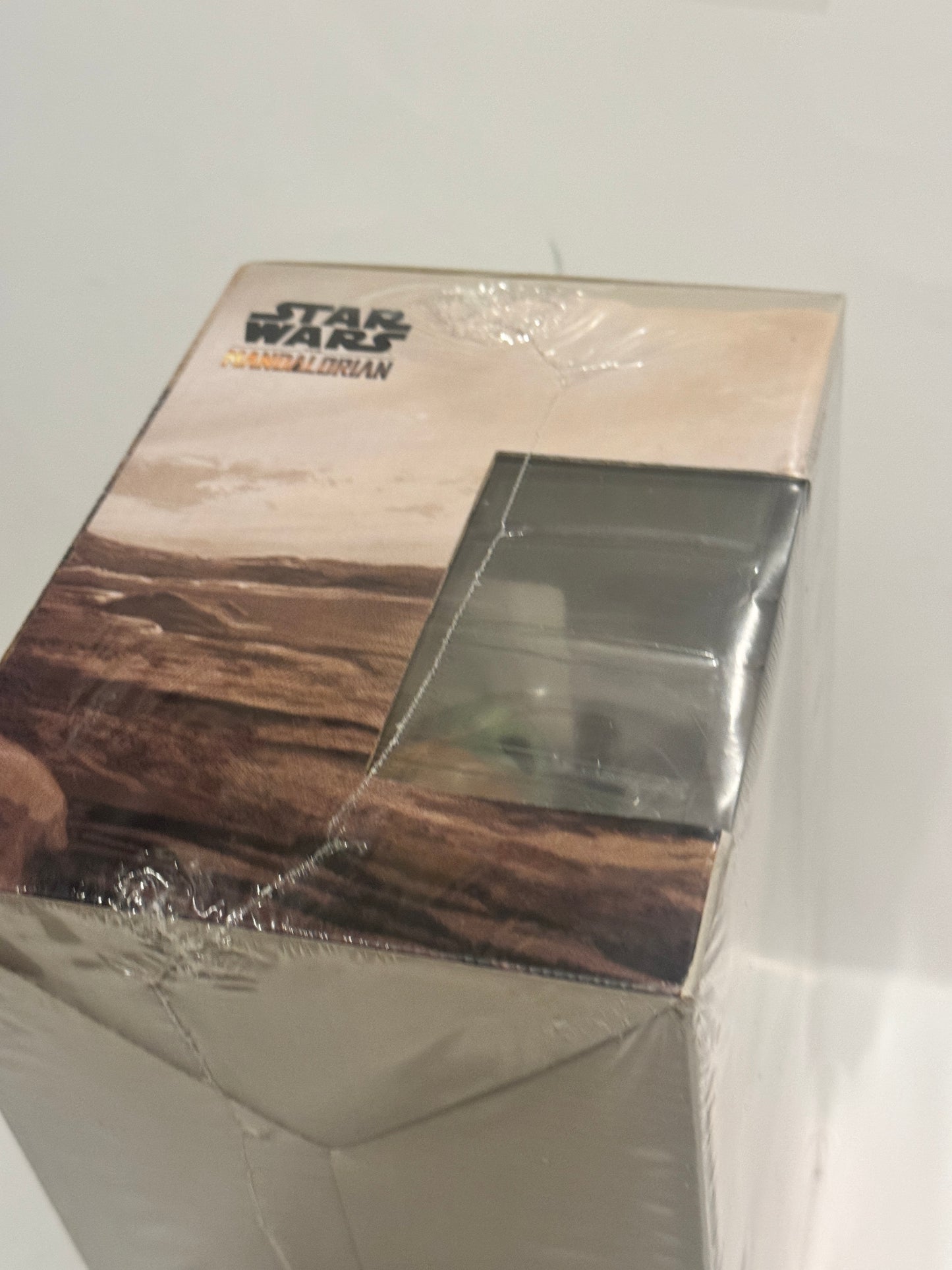 Star Wars Mandalorian gift set unopened boxed action figure with desert scenery window