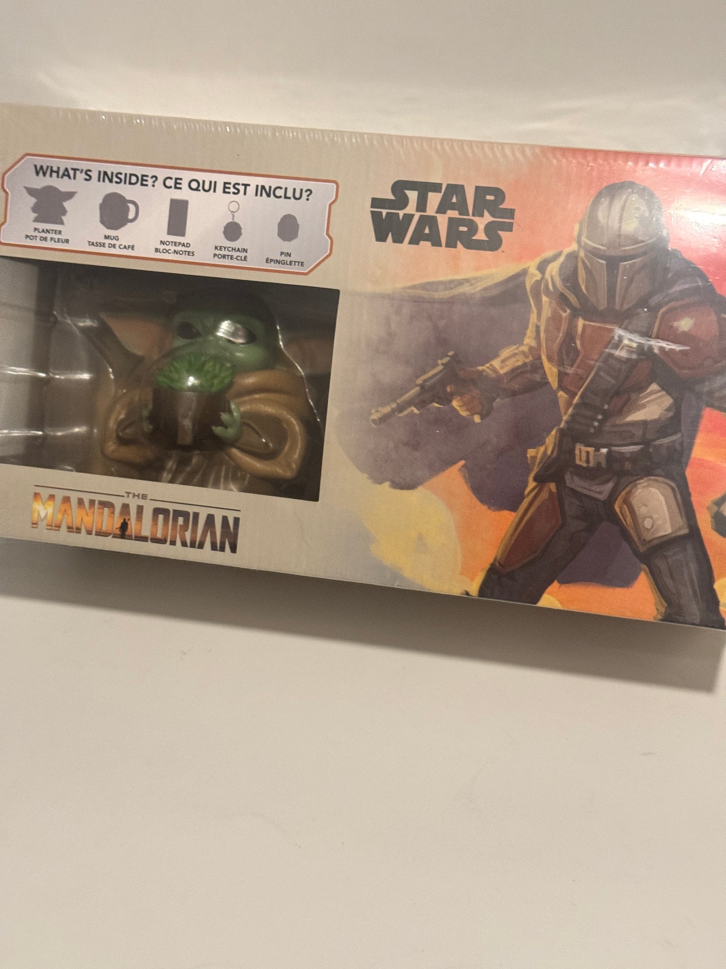 Star Wars Mandalorian gift set featuring The Mandalorian figure and Grogu hover pram in box