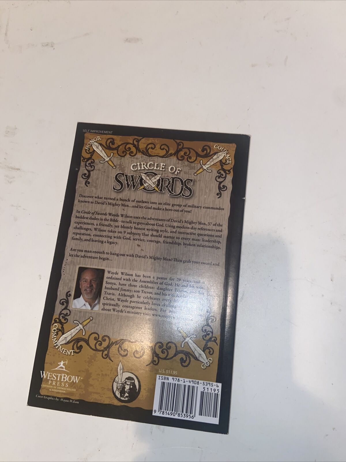 CIRCLE OF SWORDS Wayde Wilson Paperback