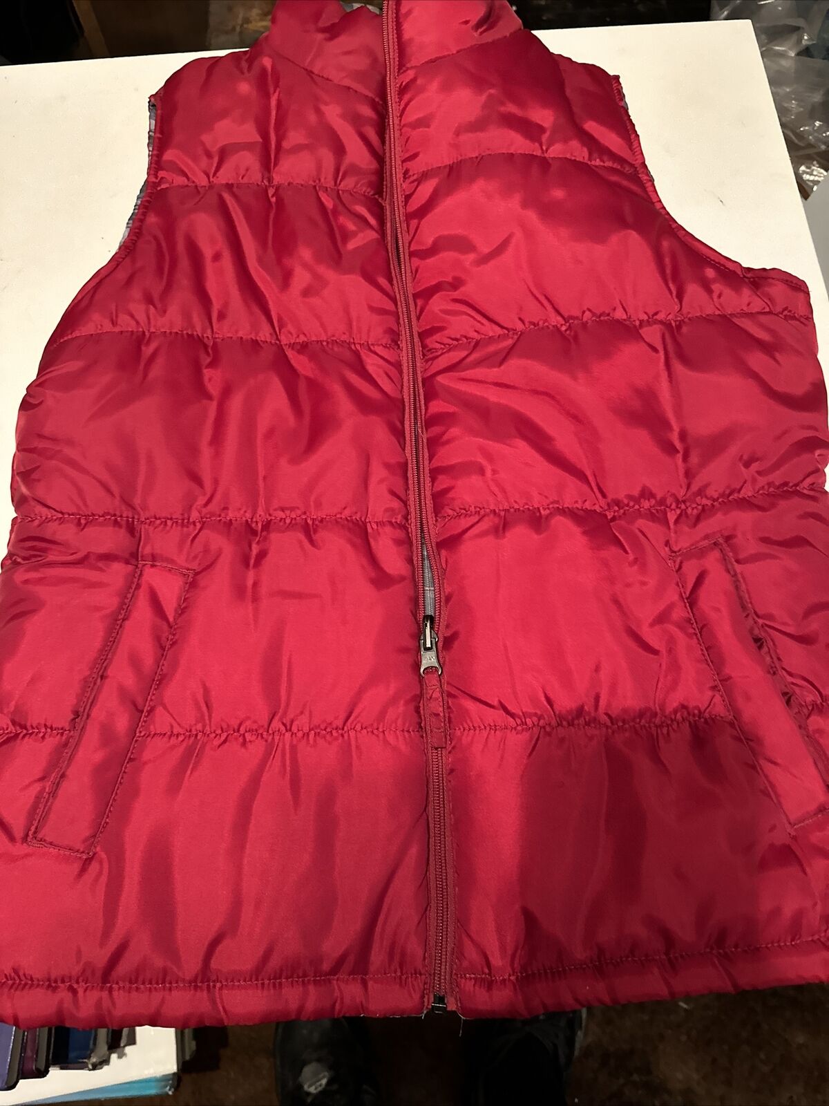 Merona Red High Collar Zip Front Puffer Vest Size M