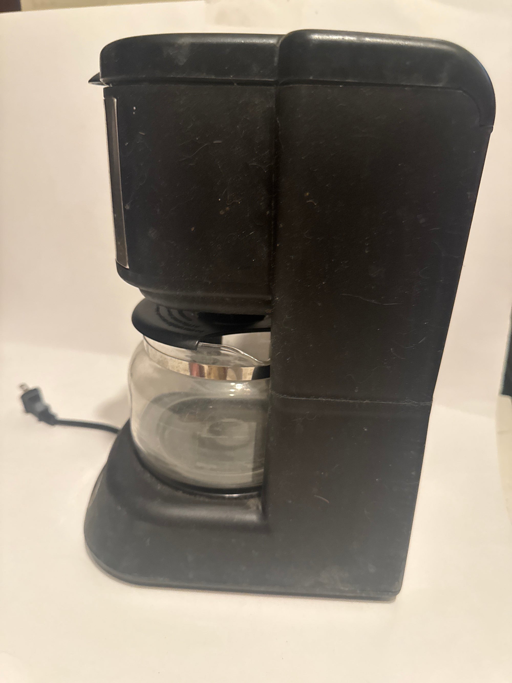 GE Programmable Coffee Maker – Digital Control, Glass Carafe, Black Steel