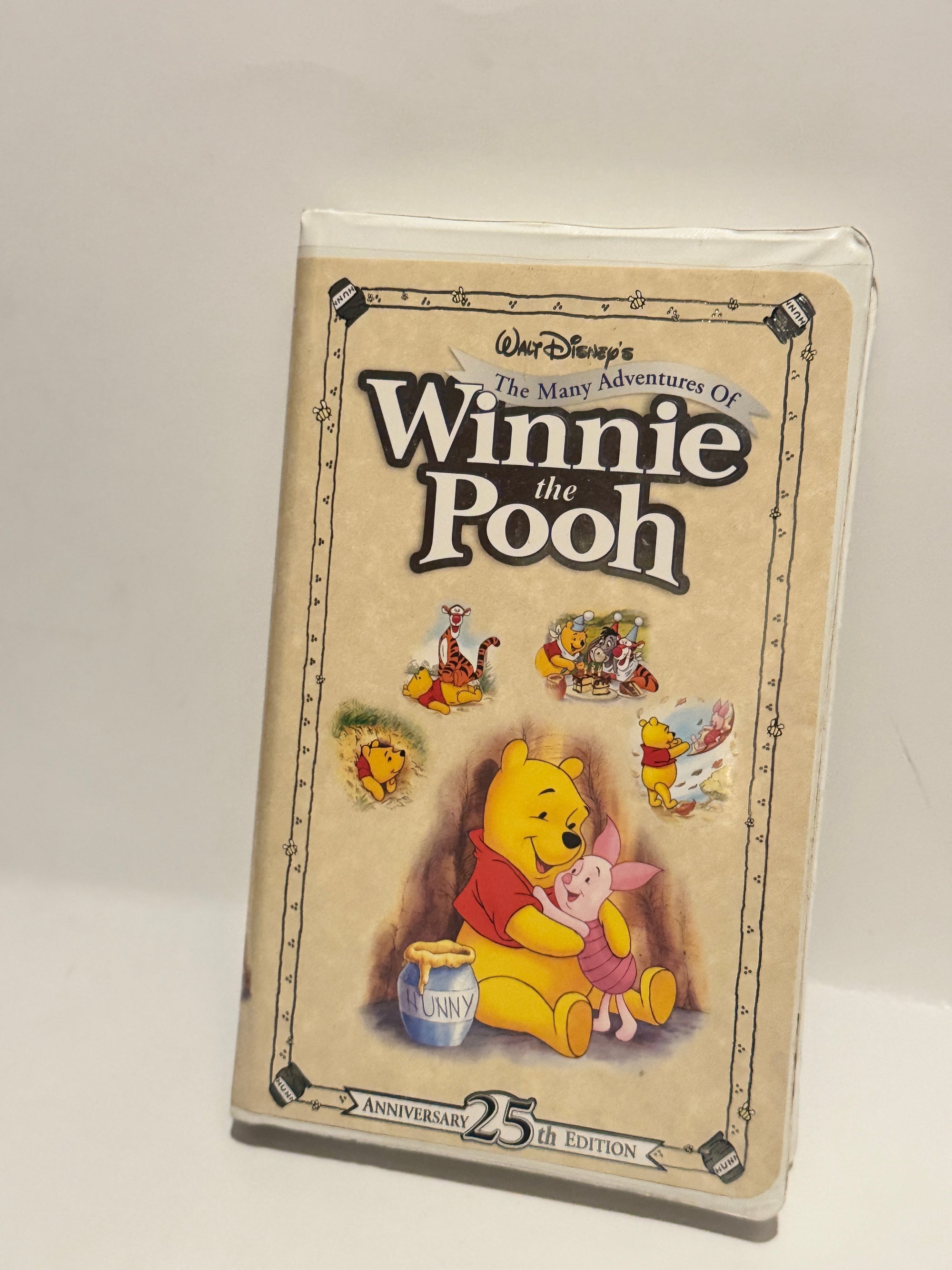 Disney's Winnie the Pooh 25th Anniversary Edition – Classic Adventures vhs