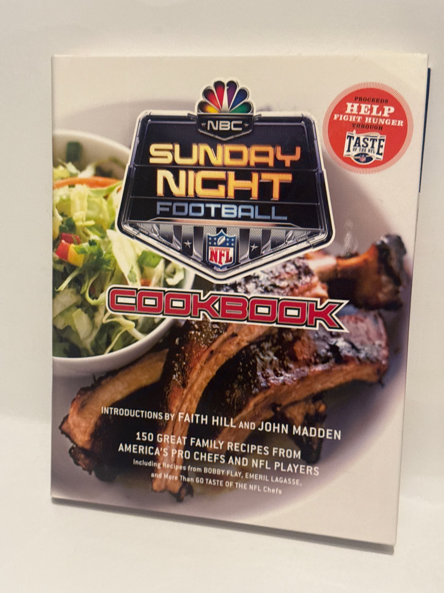 NBC Sunday Night Football Cookbook - 150 Recipes from Pro Chefs & NFL Players