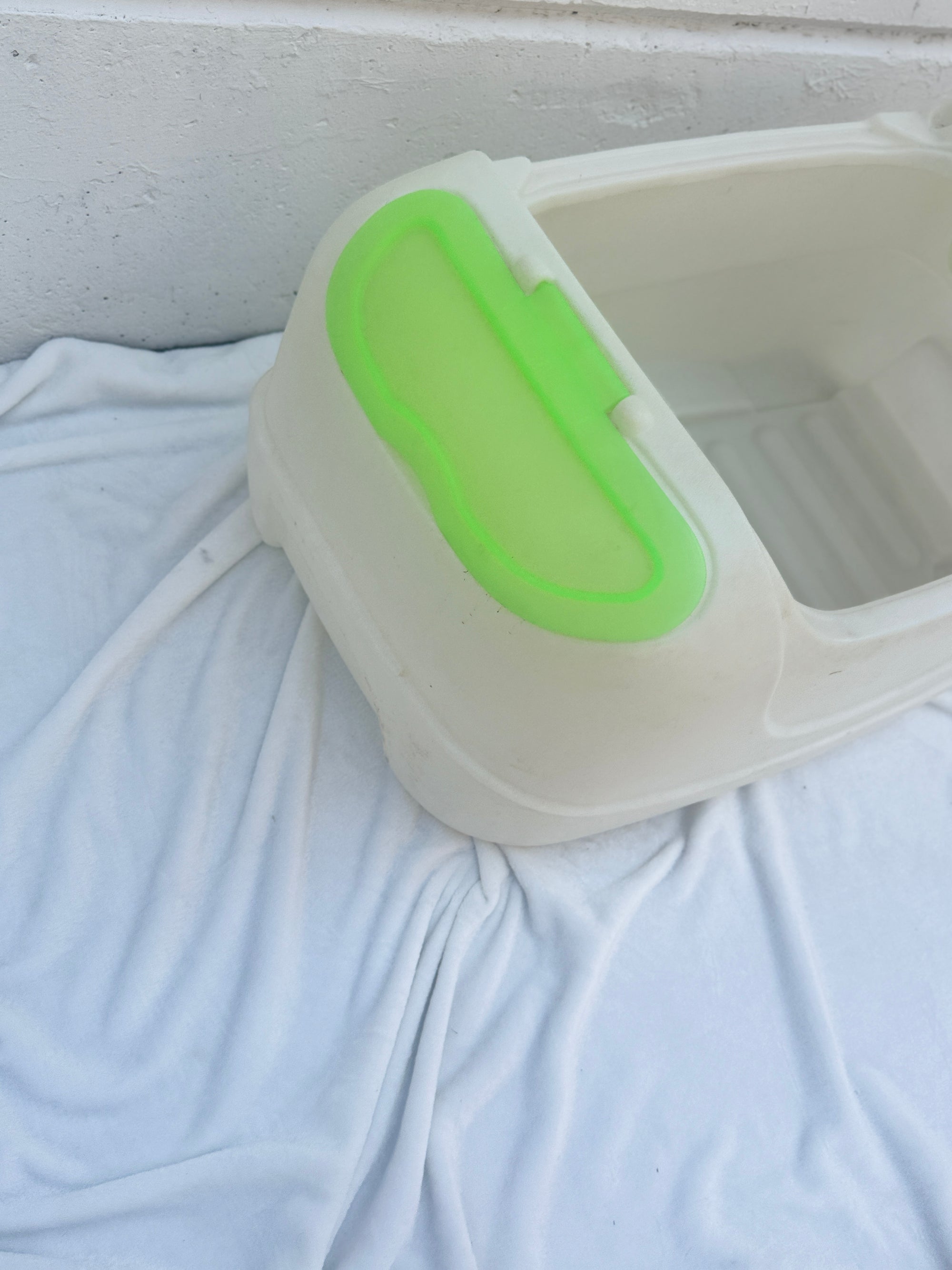 Durable Plastic Toy Box - Lightweight and Spacious Kids' Storage Solution