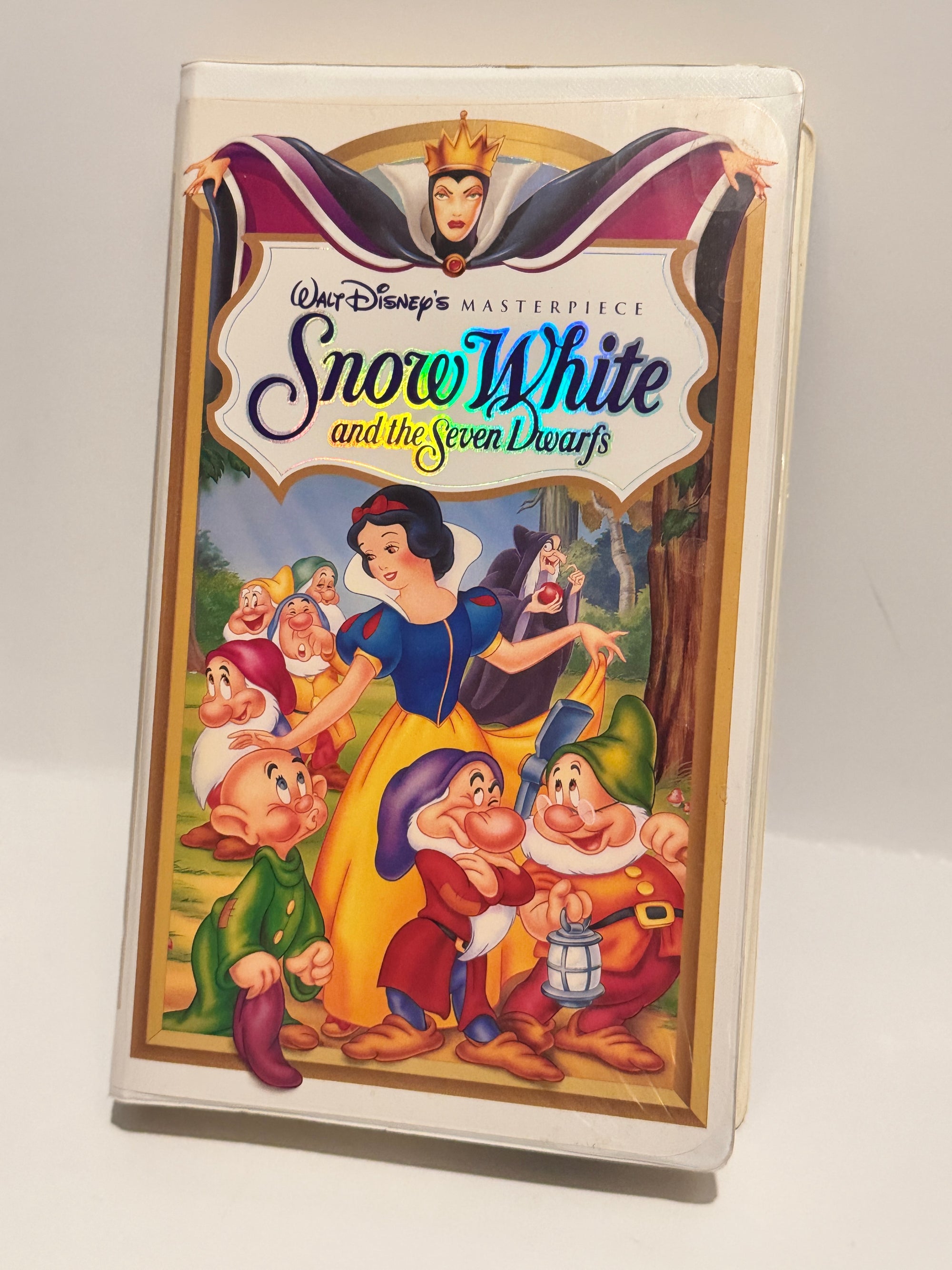 Vintage Walt Disney Masterpiece Snow White and the Seven Dwarfs VHS - Classic Animated Film Collectible
