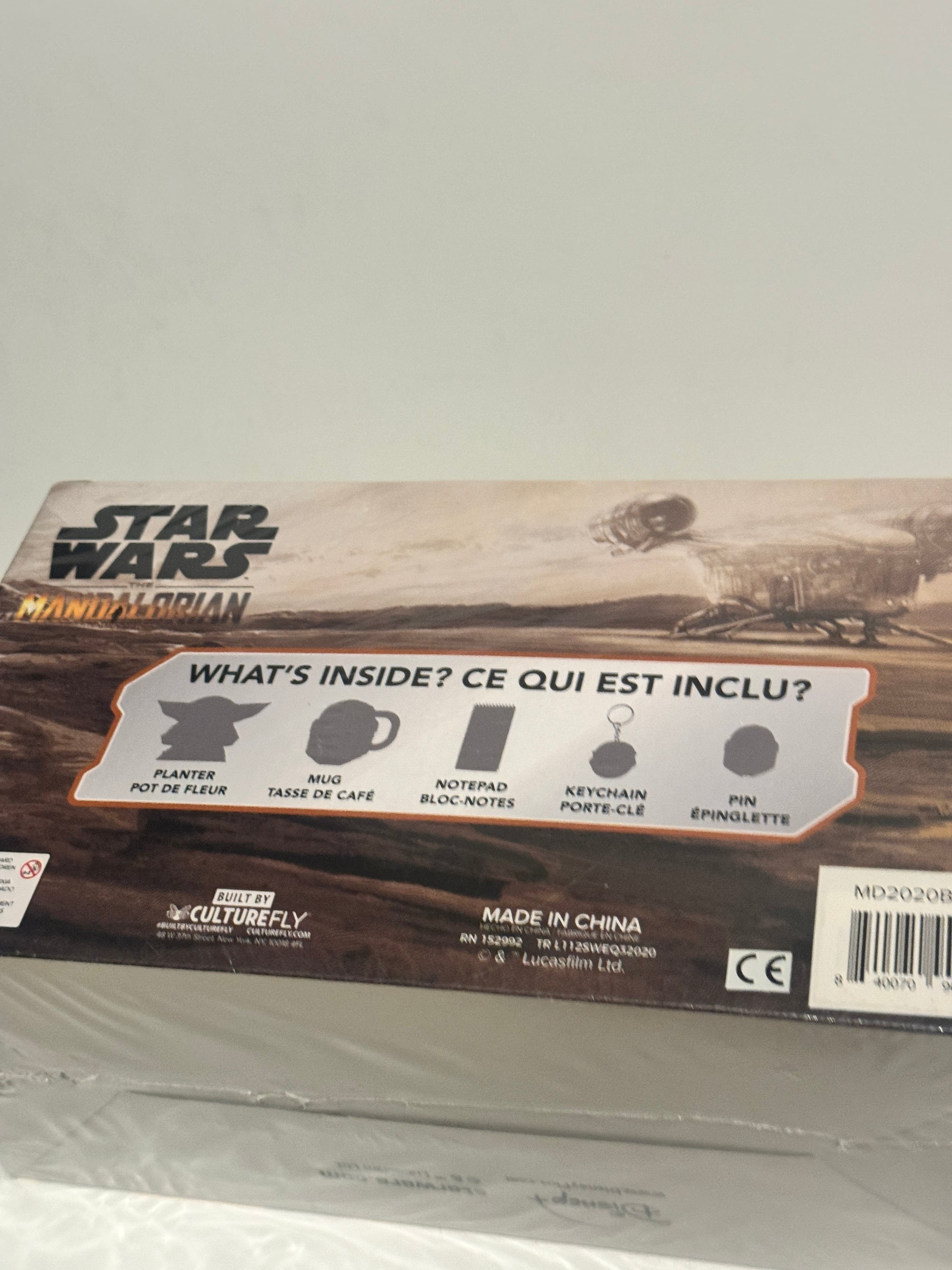 Star Wars The Mandalorian Gift Set - Planter, Mug, Notepad, Keychain & Pin for Fans