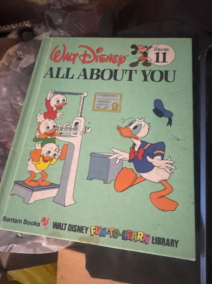 Walt Disney Fun-to-Learn Library Volume 11: All About You (Hardcover)