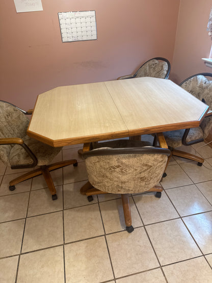 Vintage Solid Wood Kitchen Table Set – Seats Four