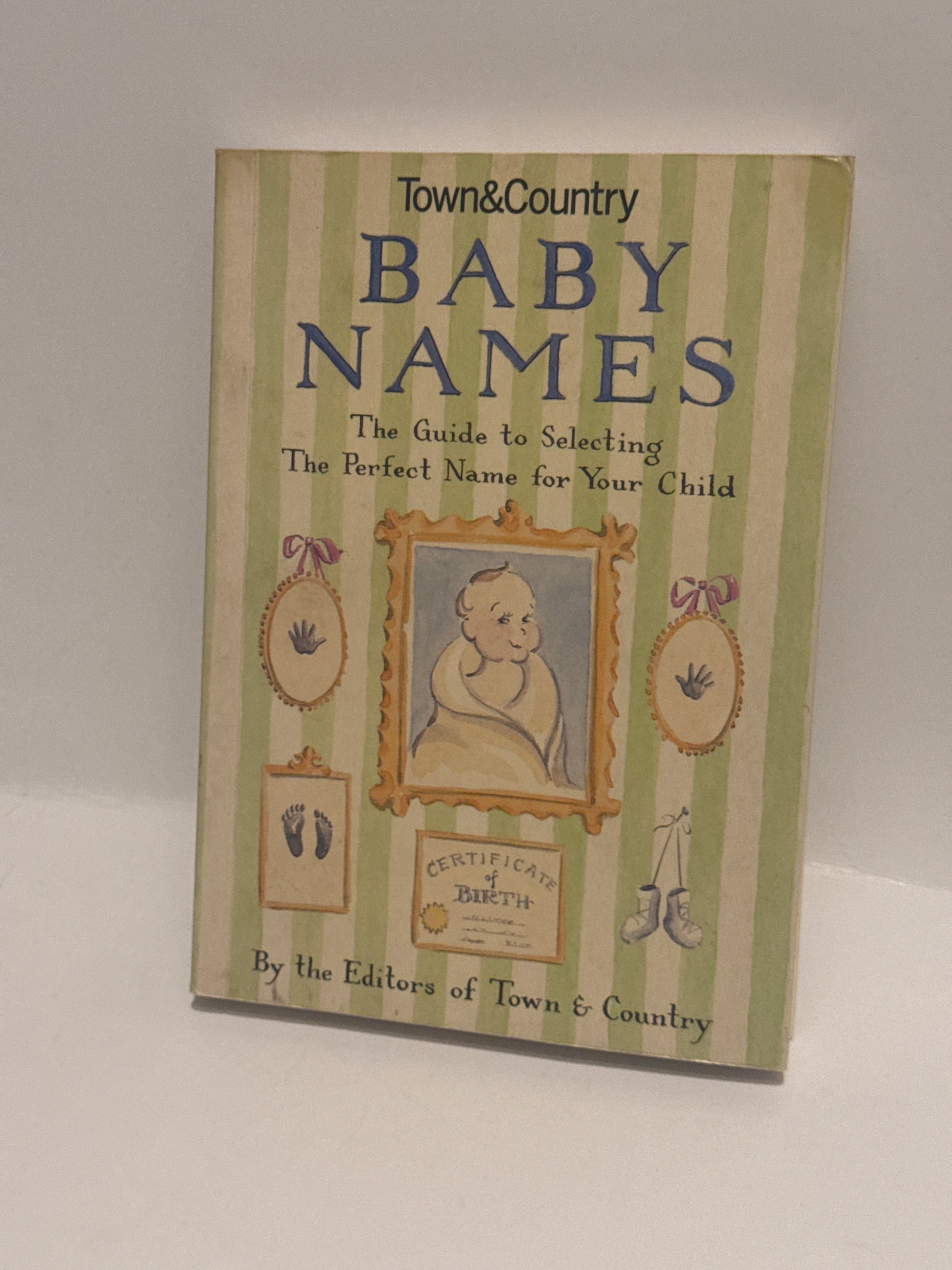 Perfect Baby Names Guide by Town & Country - Find the Ideal Name Now