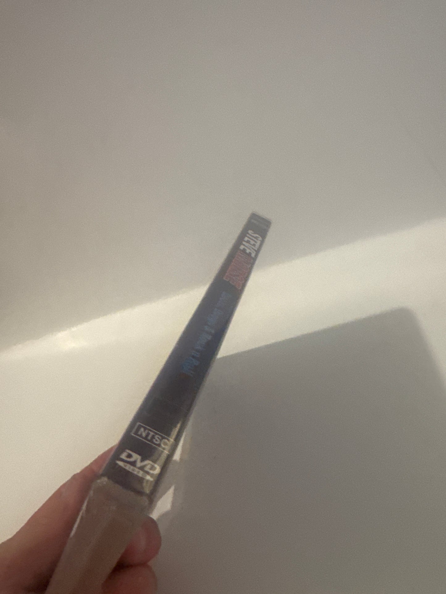  Steve Morse DVD includes lessons on picking, muting, scale concepts, and country, Celtic, and classical influences.