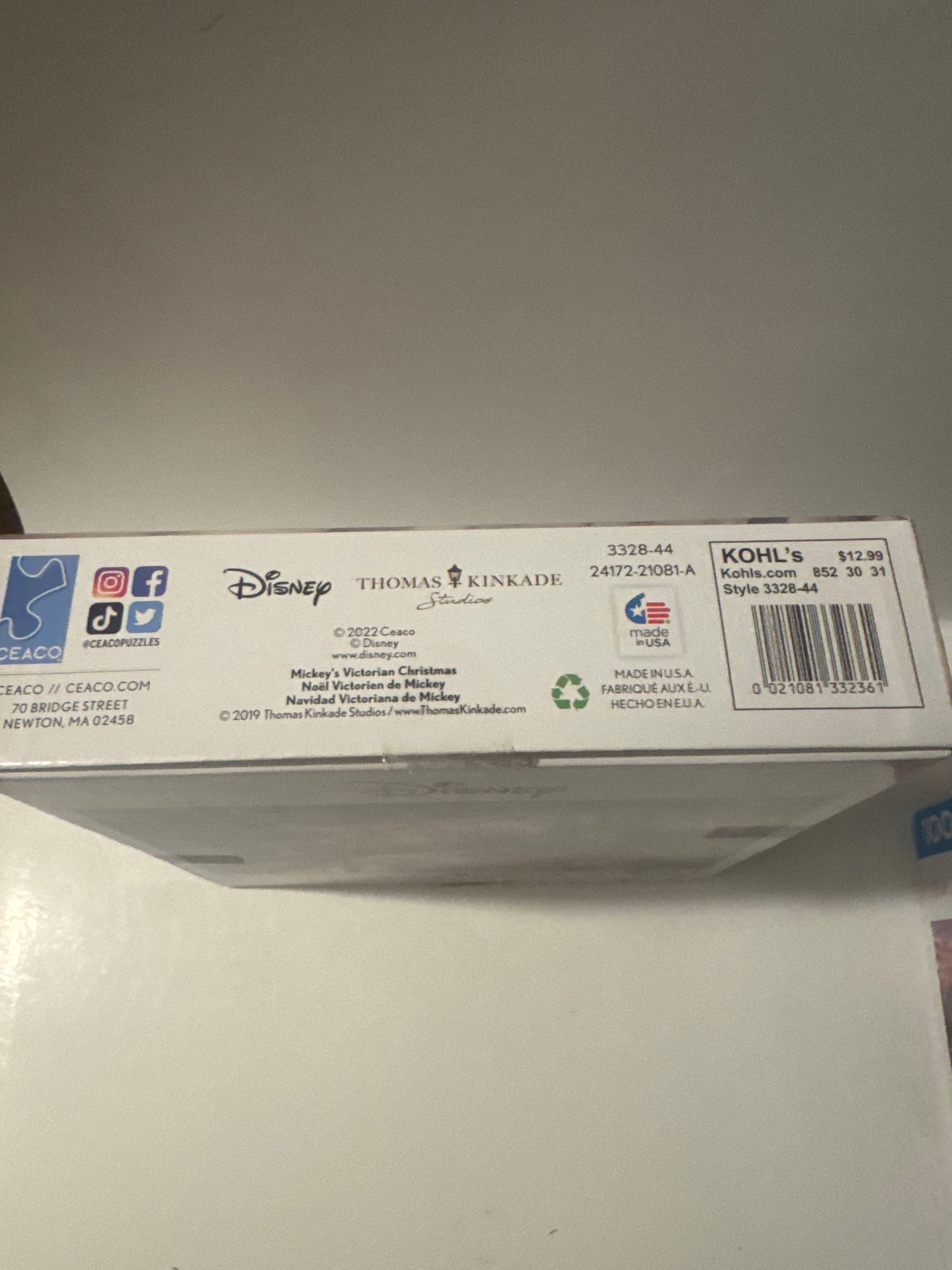 Vintage Disney Puzzle 1000pc – Holiday Collectible