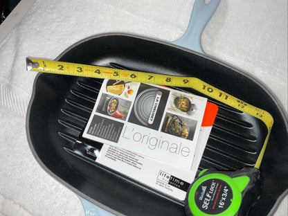 Le Creuset’s Ultimate Grill Pan: Sear, Sizzle, Serve!