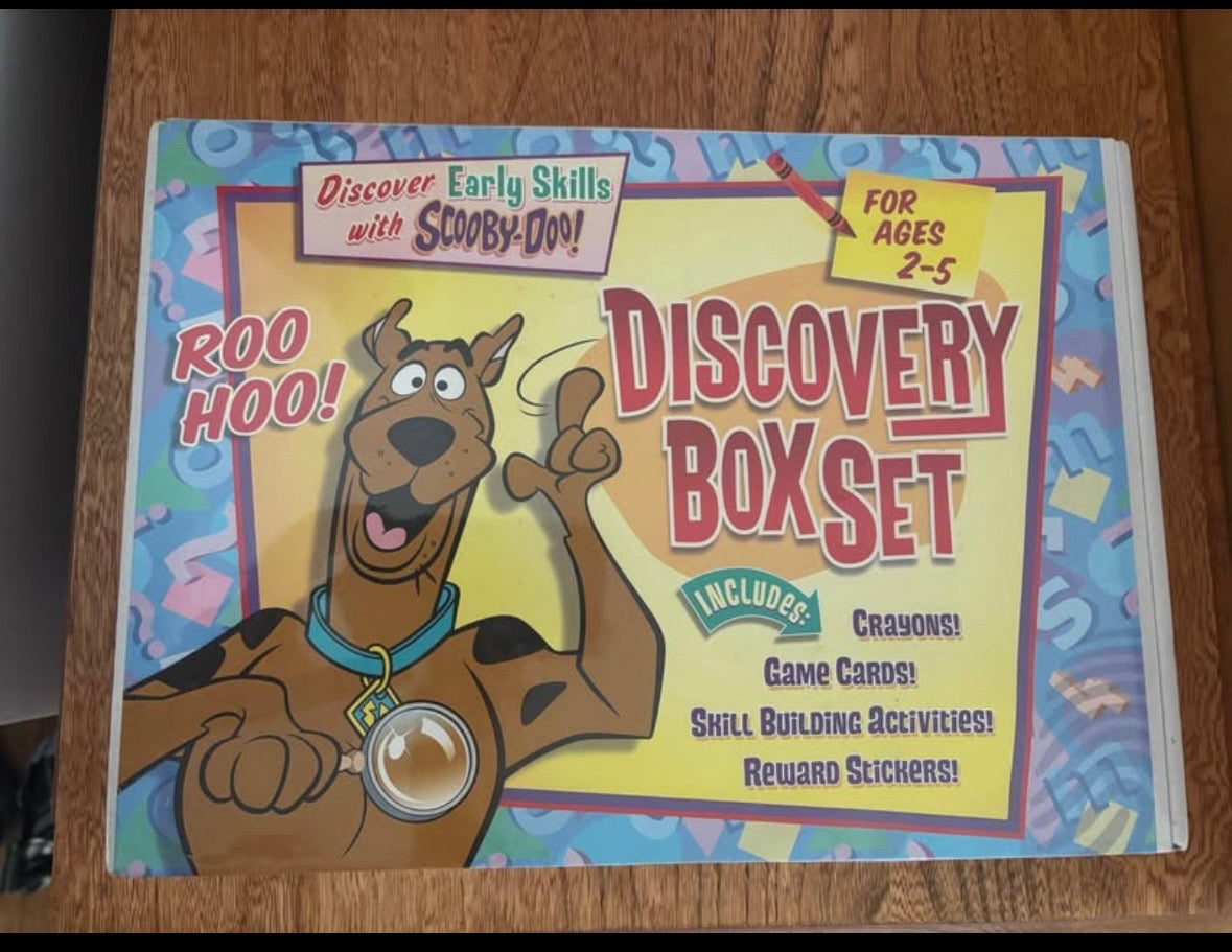 Jumpstart preschool learning with Scooby-Doo! Packed with crayons, game cards, and skill-building fun—perfect for ages 2–5.
