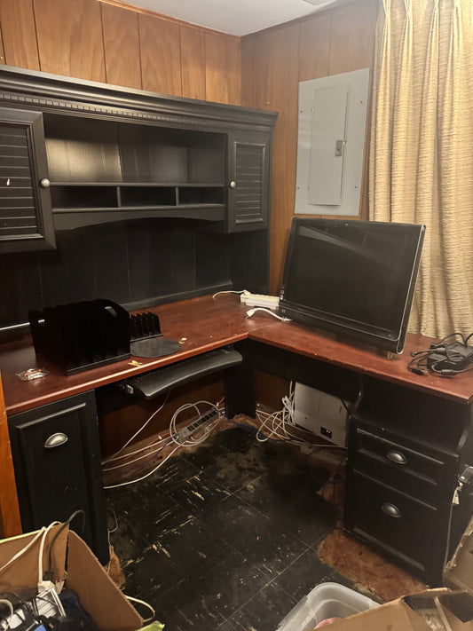 Executive L-Shaped Desk with Hutch & Storage Drawers