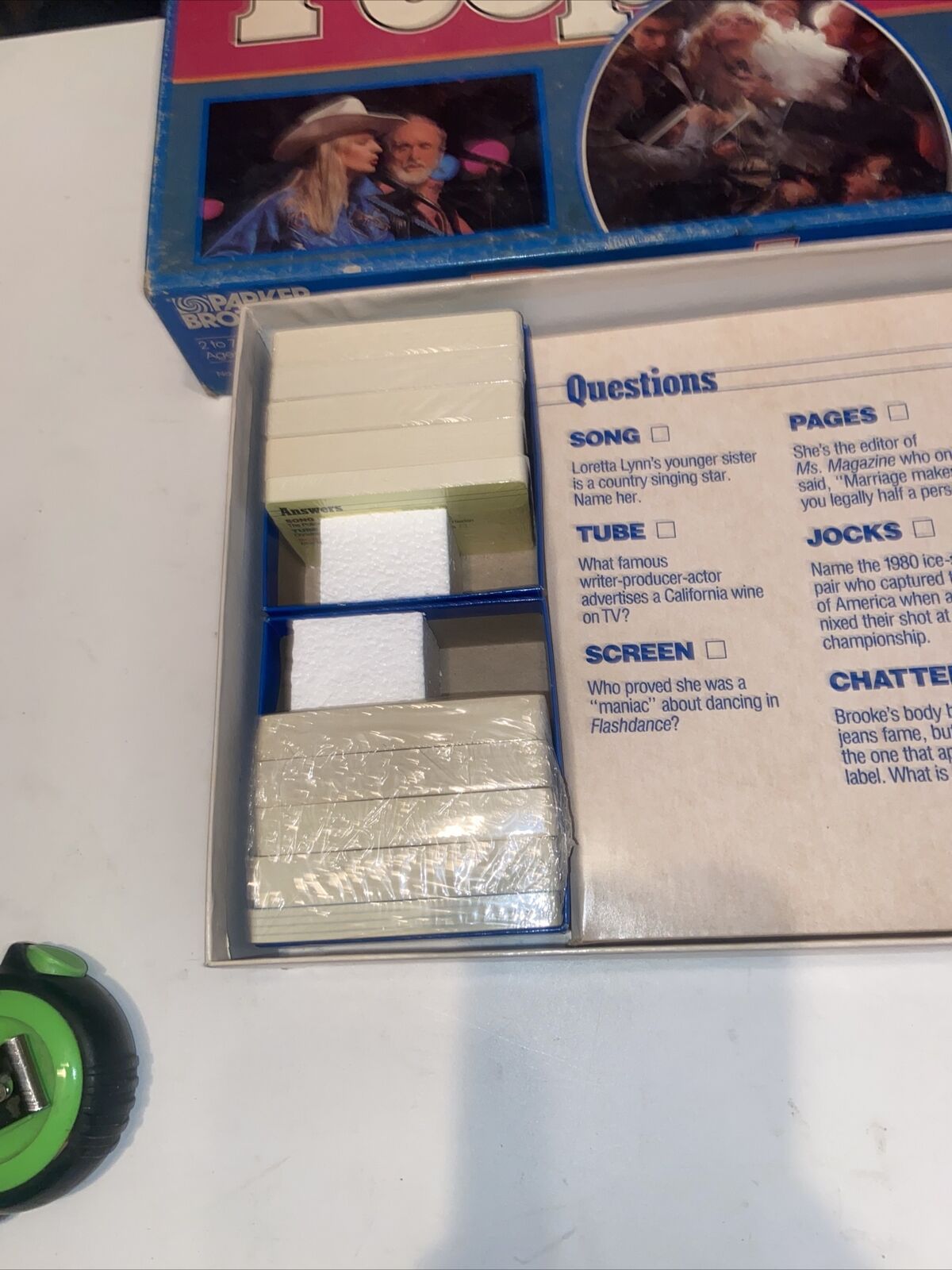 Vintage People Weekly The Trivia Game